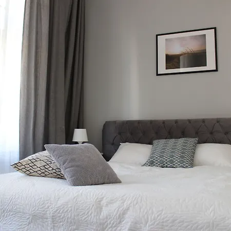 Arianska Residence *