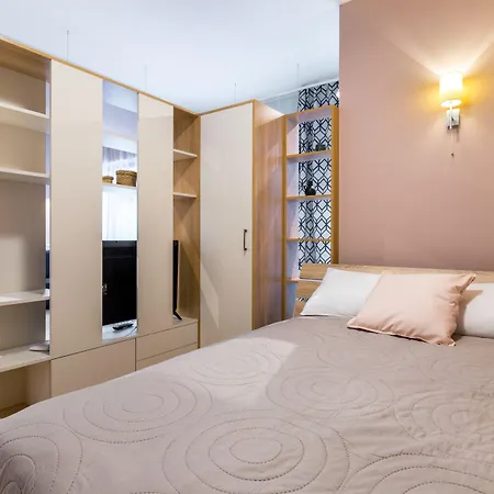 Apartment Arianska Residence *